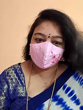 Snapshot of neelu-hoty chatting on 02/25/25, 02:11 neelu-hoty online show from 02/25/25, 02:11