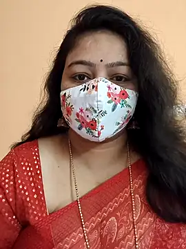 Snapshot of neelu-hoty chatting on 03/04/25, 03:04 neelu-hoty online show from 03/04/25, 03:04