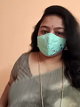 Snapshot of neelu-hoty chatting on 03/11/25, 06:21 neelu-hoty online show from 03/11/25, 06:21