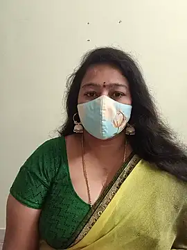 Snapshot of neelu-hoty chatting on 09/16/25, 12:50 neelu-hoty online show from 09/16/25, 12:50