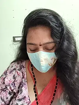 Snapshot of neelu-hoty chatting on 10/25/25, 08:00 neelu-hoty online show from 10/25/25, 08:00