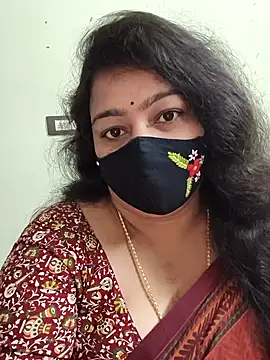 Snapshot of neelu-hoty chatting on 11/02/25, 02:30 neelu-hoty online show from 11/02/25, 02:30