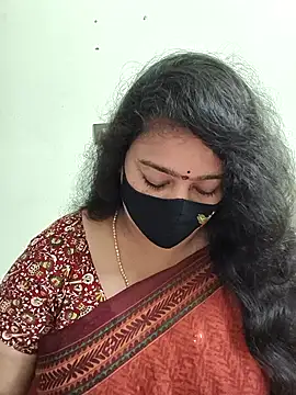 Snapshot of neelu-hoty chatting on 11/03/25, 09:43 neelu-hoty online show from 11/03/25, 09:43