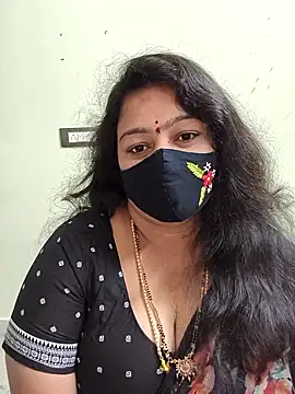 Snapshot of neelu-hoty chatting on 11/06/25, 08:48 neelu-hoty online show from 11/06/25, 08:48