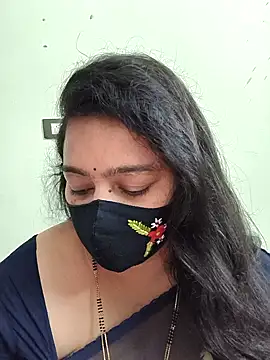 Snapshot of neelu-hoty chatting on 03/02/26, 08:32 neelu-hoty online show from 03/02/26, 08:32