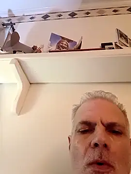 Hand69someguy online show from 03/22/25, 03:09