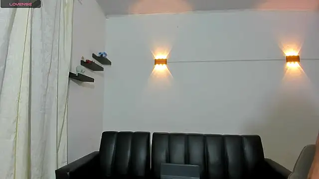 Snapshot of jeff_ross chatting on 06/24/26, 10:03 jeff ross online show from 06/24/26, 10:03