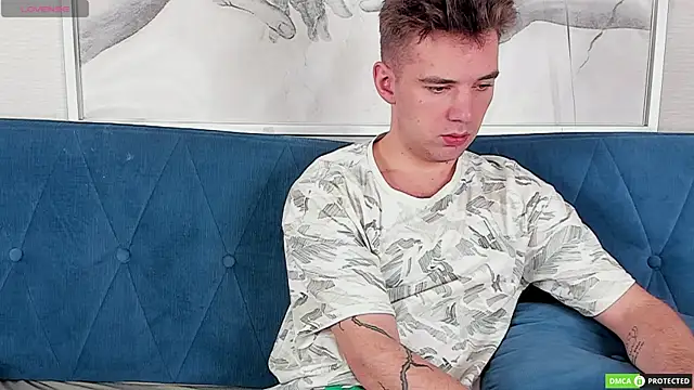 ArthurWhitee online show from 03/07/25, 03:29