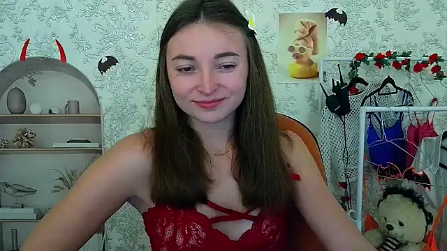  Barbie Kiss  online show from 10/25/25, 02:24