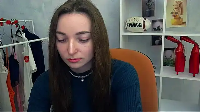  Barbie Kiss  online show from 01/17/26, 12:21