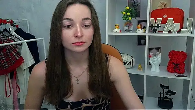  Barbie Kiss  online show from 02/05/26, 02:54