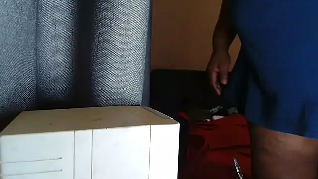 tinagiant online show from 11/14/25, 05:28