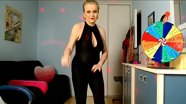 sexyjennyeu online show from 01/29/25, 09:17