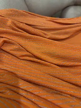 heena13 online show from 11/18/25, 02:54