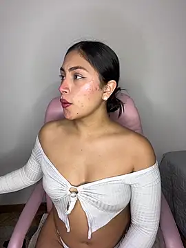  Danaa online show from 03/21/25, 07:13