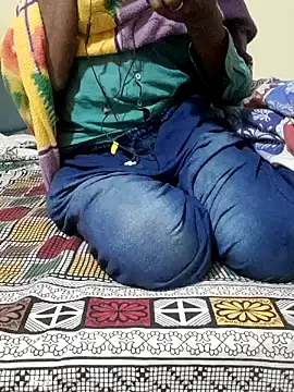 Chocolate stud10 online show from 12/04/24, 07:45