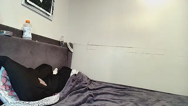 Naomiruty online show from 10/05/25, 01:48