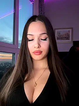 EricaWalls online show from 11/29/25, 02:09