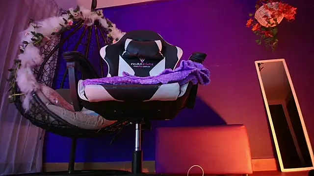 vanelope11 online show from 03/06/26, 02:41