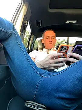 PeytonJohnn online show from 10/01/25, 08:59