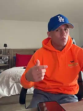 PeytonJohnn online show from 11/03/25, 05:03