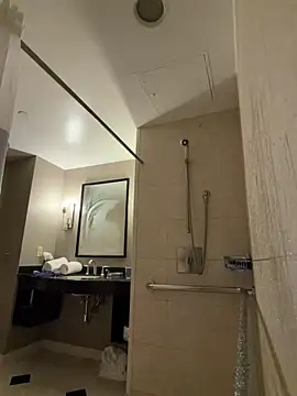 PeytonJohnn online show from 12/15/25, 01:54