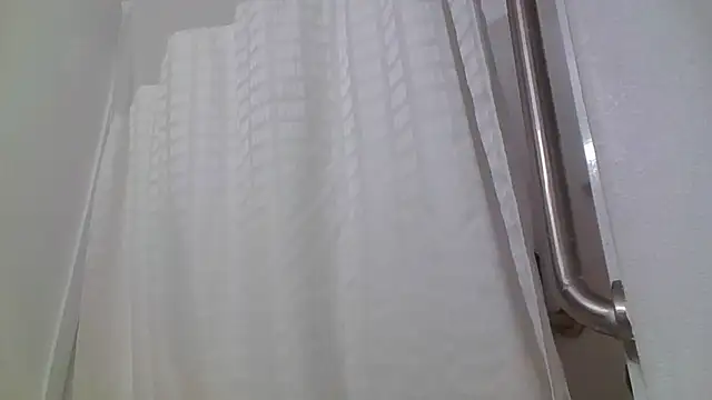 Snapshot of ALLURET4U chatting on 12/12/24, 07:48 ALLURET4U online show from 12/12/24, 07:48