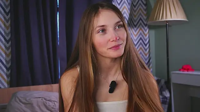 Snapshot of MonaEldon chatting on 11/27/25, 03:41 MonaEldon online show from 11/27/25, 03:41