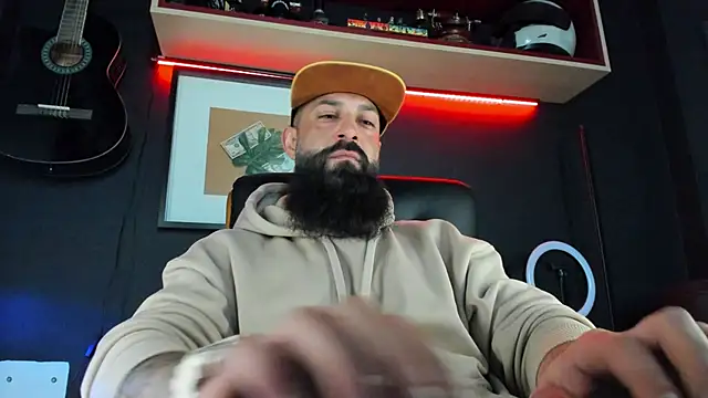 axxelrich  online show from 01/26/25, 06:59