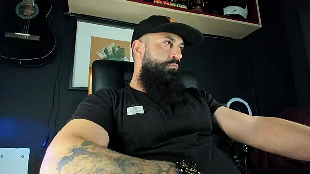 axxelrich  online show from 01/27/25, 06:30