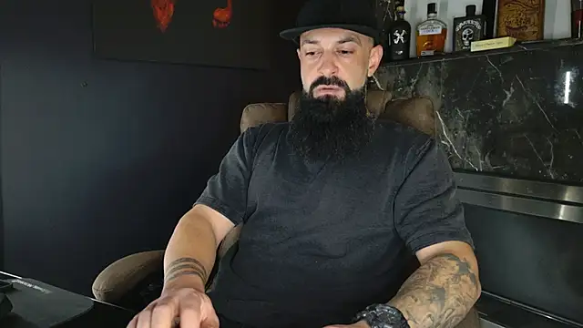 axxelrich  online show from 11/10/25, 05:06