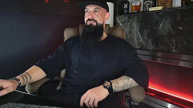 axxelrich  online show from 11/13/25, 04:22