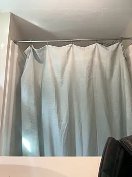 menaceswife online show from 09/27/25, 02:22