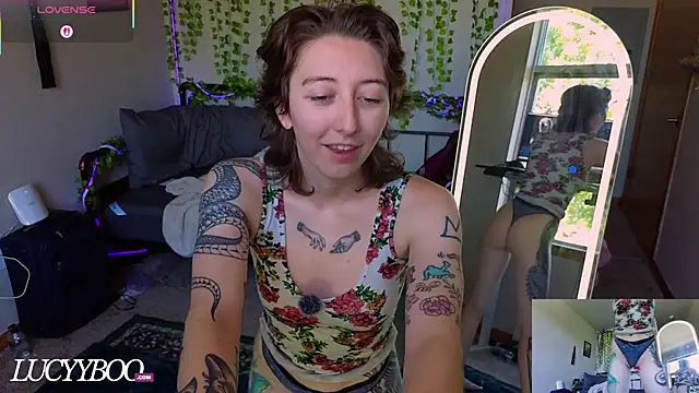 Snapshot of lovelylucyy chatting on 07/09/26, 09:41 lovelylucyy online show from 07/09/26, 09:41