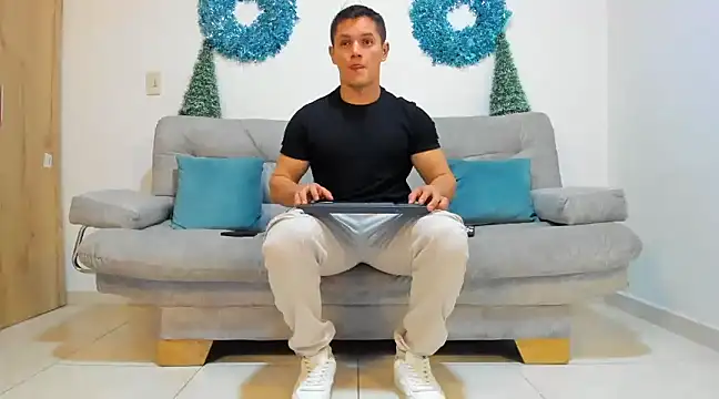 julian wallace online show from 01/04/25, 01:21