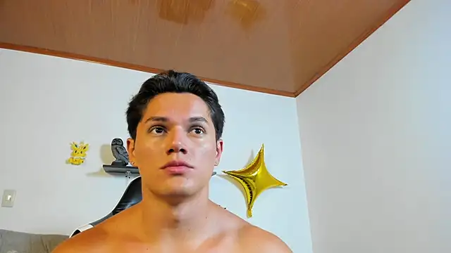 julian wallace online show from 11/18/25, 07:18