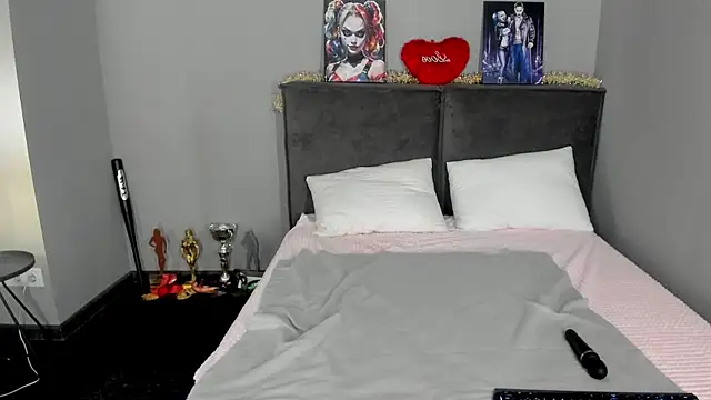 Snapshot of MuscleXXXBarbie chatting on 02/28/26, 01:45 MuscleXXXBarbie online show from 02/28/26, 01:45