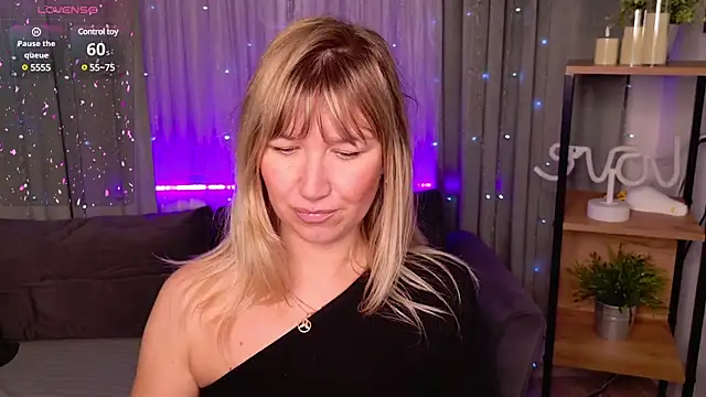 MilaBott online show from 02/21/25, 12:38