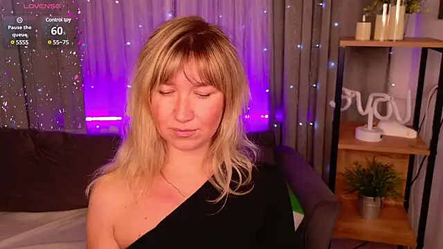 MilaBott online show from 02/24/25, 06:36