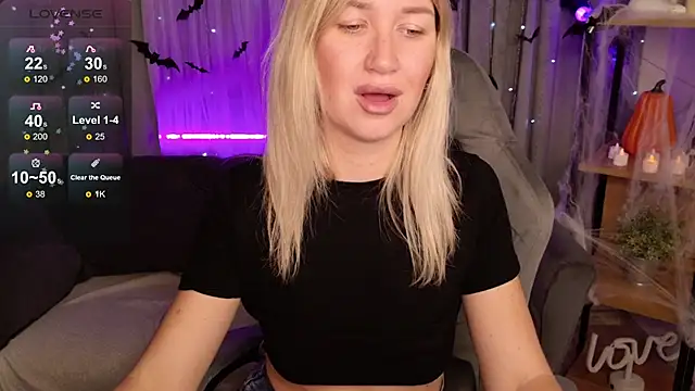 MilaBott online show from 10/28/25, 08:11