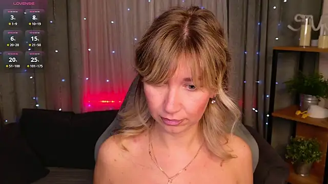 MilaBott online show from 04/03/26, 07:45