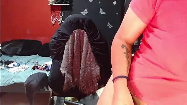 MaggaCass online show from 02/06/25, 03:27