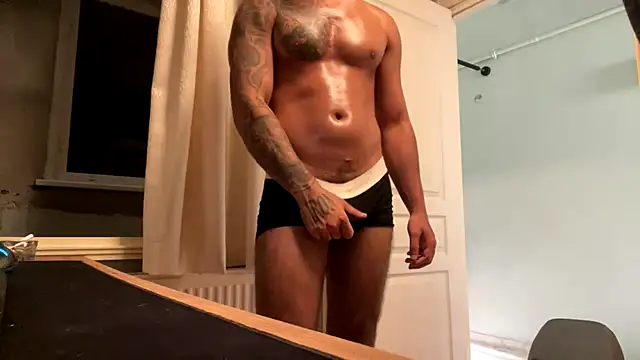 Snapshot of themany29 chatting on 07/17/26, 04:12 themany29 online show from 07/17/26, 04:12