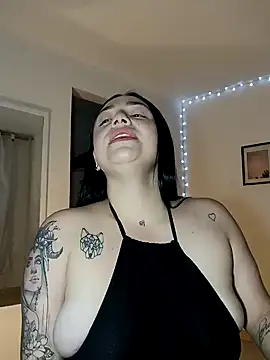 Snapshot of helena_smith chatting on 12/21/24, 03:14 helena smith online show from 12/21/24, 03:14