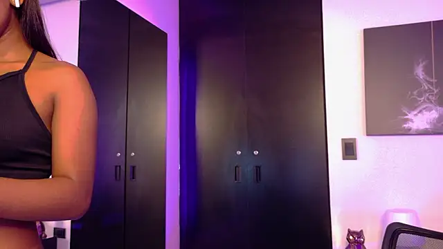 Snapshot of GabrielaLugo chatting on 03/08/26, 12:31 GabrielaLugo online show from 03/08/26, 12:31