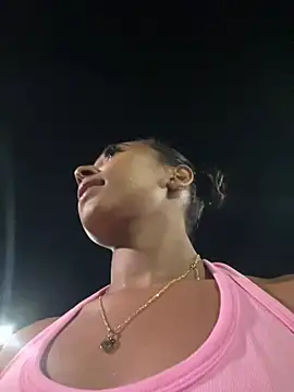 Snapshot of GabrielaLugo chatting on 03/17/26, 02:49 GabrielaLugo online show from 03/17/26, 02:49