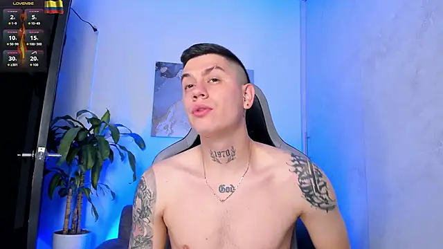 Yeiko Romero  online show from 02/18/26, 05:20