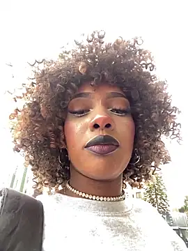 TIFFANYYSTAR online show from 02/20/25, 01:19