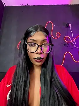 TIFFANYYSTAR online show from 12/15/25, 07:51