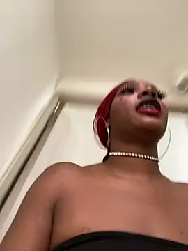 TIFFANYYSTAR online show from 01/09/26, 05:37